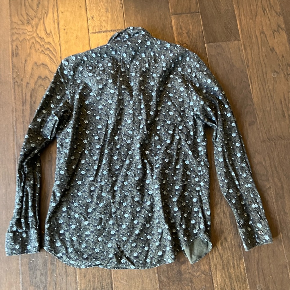Club Monaco Shirt - Picture 2 of 4
